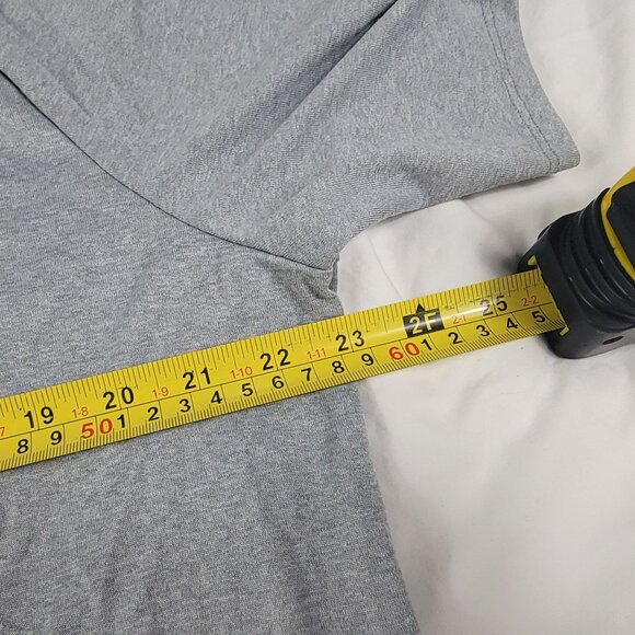 Under Armour Mens XL Gray The Tech Tee Shirt Short Sleeve Athletic Casual - Picture 7 of 9